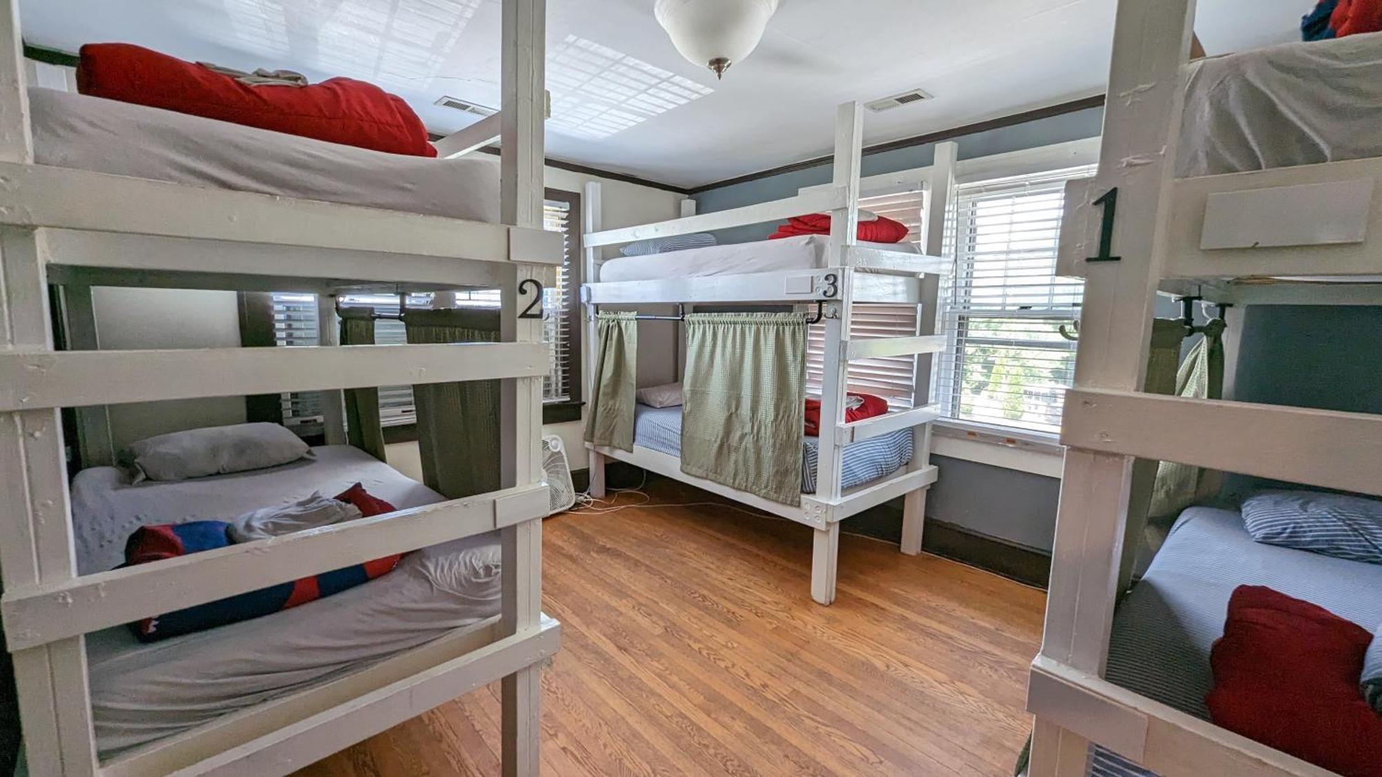 Bon Paul & Sharky'S Hostel Άσβιλ Εξωτερικό φωτογραφία